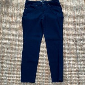 Women’s chinos